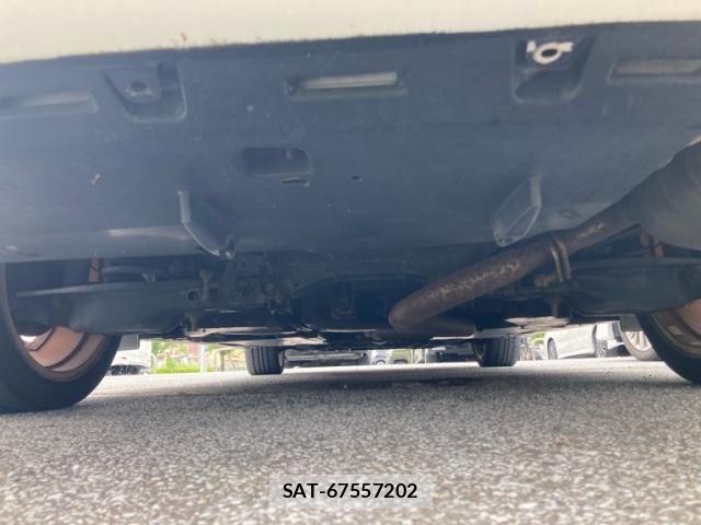 Toyota SAI 2010-04 8850569-12