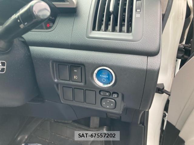 Toyota SAI 2010-04 8850569-17