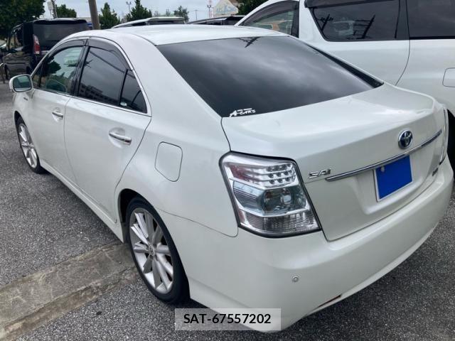 Toyota SAI 2010-04 8850569-2