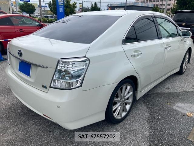 Toyota SAI 2010-04 8850569-3