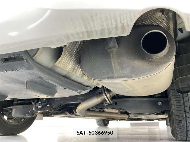Toyota SAI 2015-08 8850567-9
