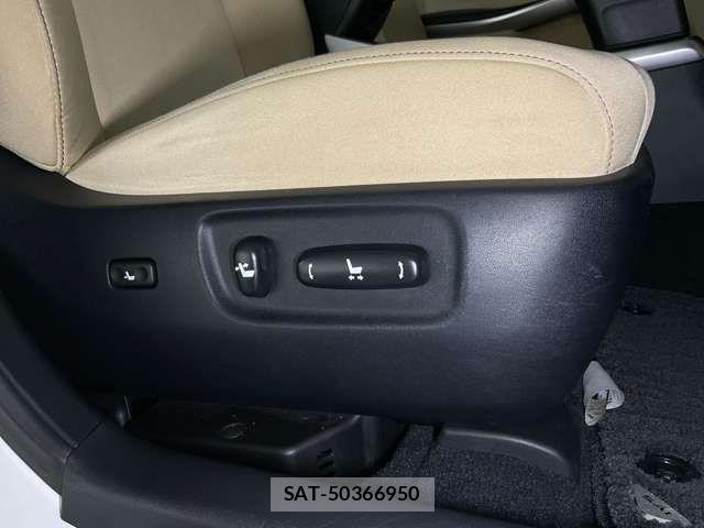 Toyota SAI 2015-08 8850567-16