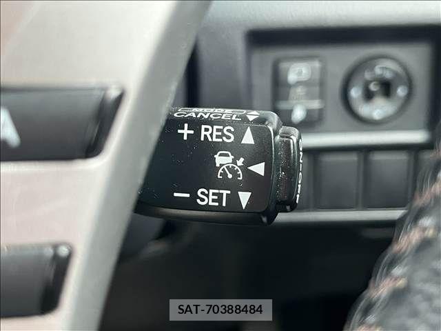 Toyota SAI 2016-09 8849647-29