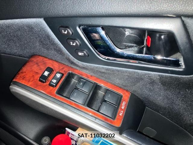 Toyota SAI 2012-01 8872011-16