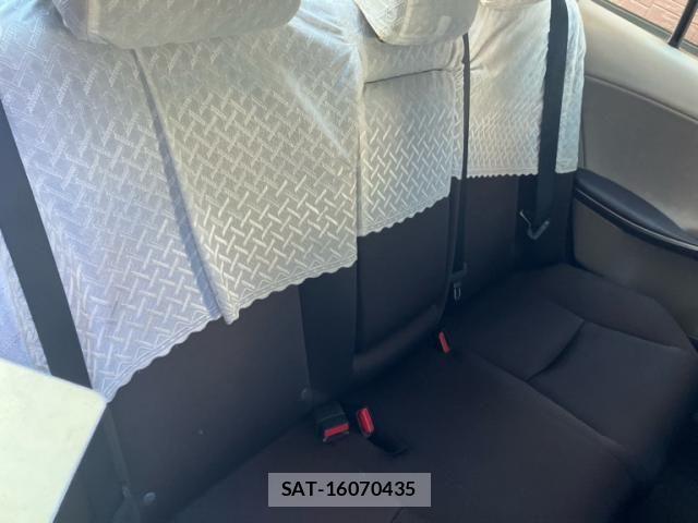 Toyota SAI 2009-12 8884297-15
