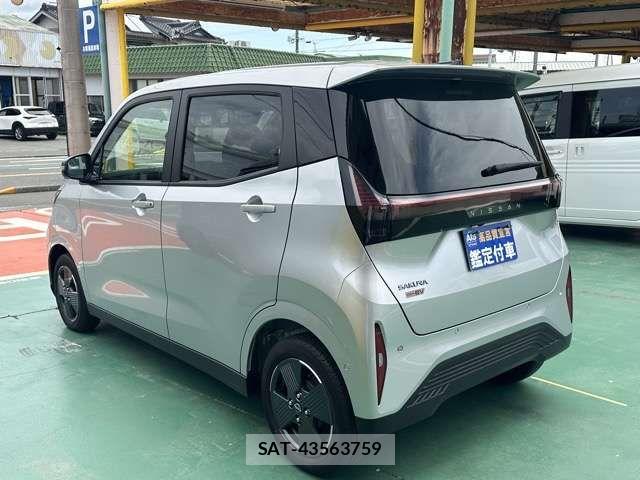 Nissan Sakura 2025-01 8101728-3