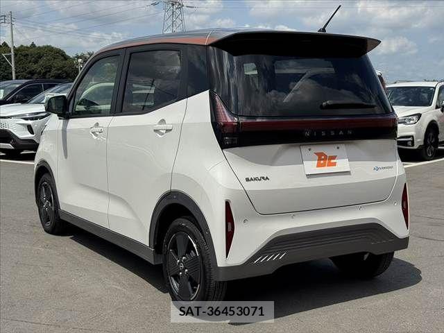 Nissan Sakura 2022-07 8132234-12