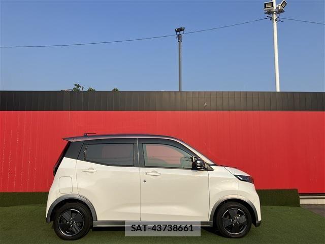 Nissan Sakura 2023-10 8146640-4