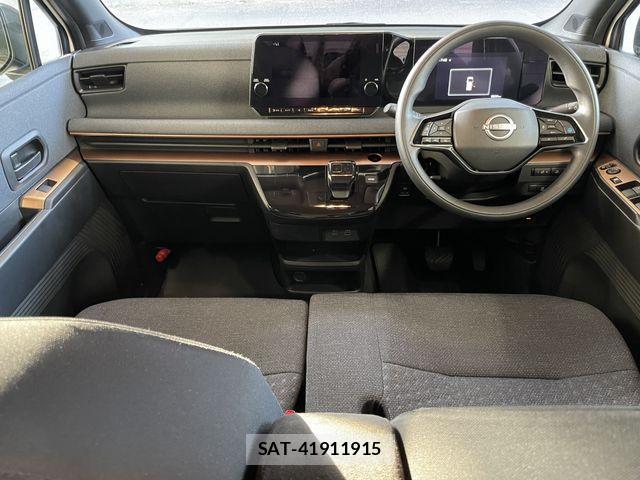 Nissan Sakura 2025-08 8210012-12