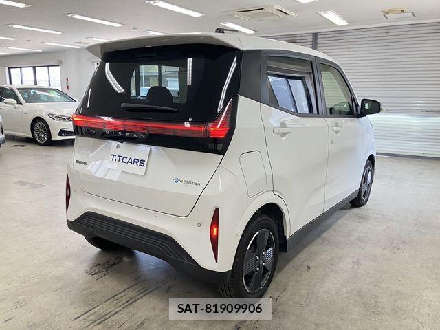 Nissan Sakura 2022-06 8210014-23
