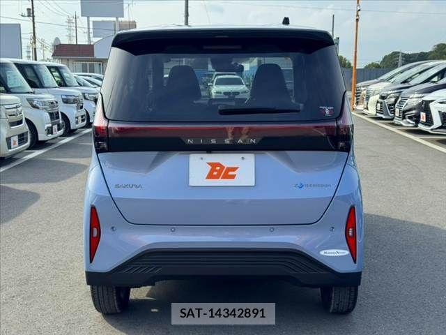 Nissan Sakura 2023-09 8368544-13