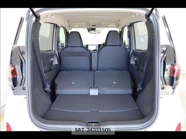 Nissan Sakura 2024-08 8414818-19