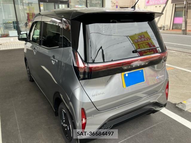 Nissan Sakura 2022-08 8414816-2