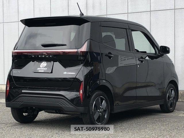 Nissan Sakura 2023-09 8686487-2
