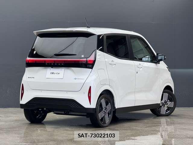 Nissan Sakura 2023-10 8881991-1
