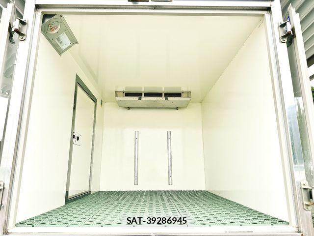 Subaru SAMBAR TRUCK 2021-04 1060932-3