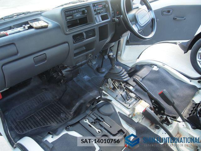 Subaru SAMBAR TRUCK 2000-01 2318712-28