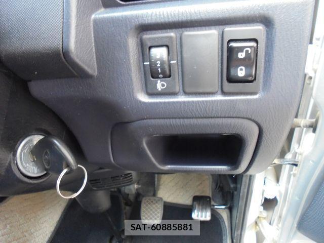 Subaru SAMBAR 2009-09 1198619-13