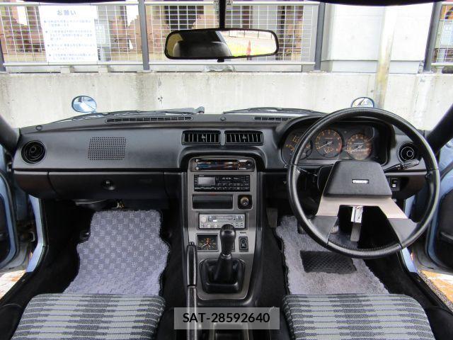Mazda SAVANNA RX-7 1982-11 7619767-8