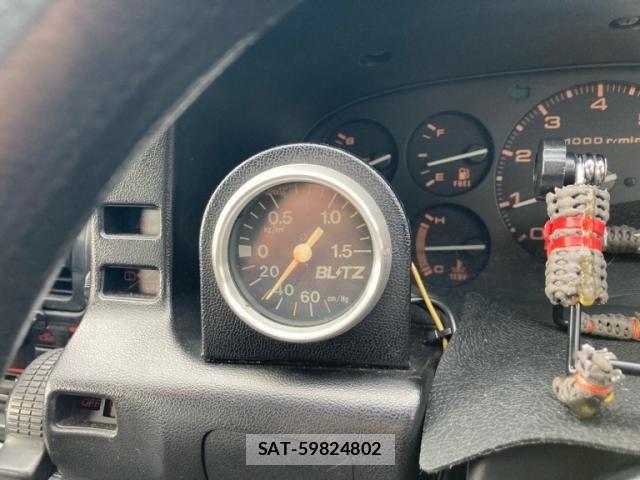 Mazda SAVANNA RX-7 1991-10 8882004-3