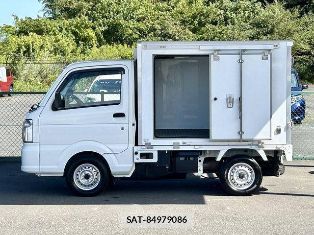 Mazda SCRUM 2020-07 6791462-8