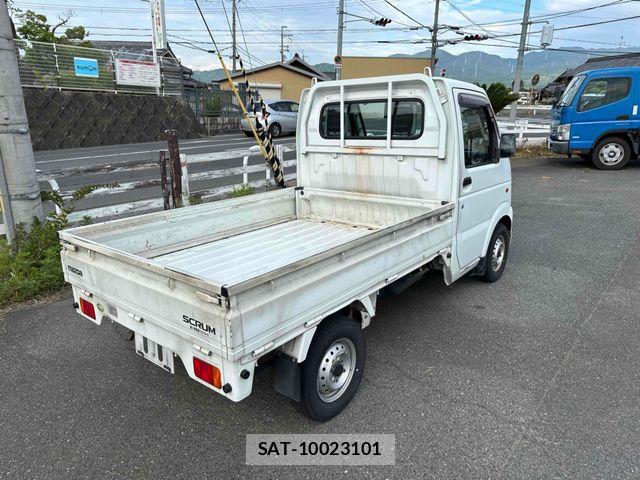 Mazda SCRUM 2010-06 7021486-3