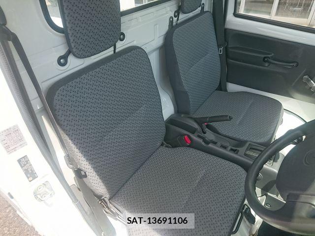 Mazda SCRUM 2015-09 7359711-11