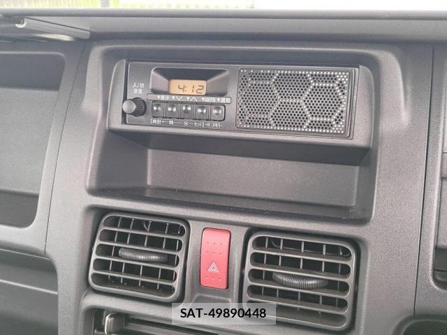 Mazda SCRUM 2014-05 7359704-16