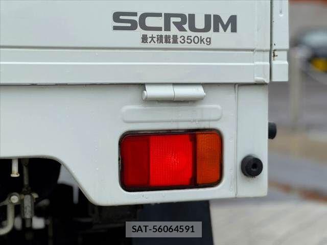 Mazda SCRUM 2010-09 8831428-29