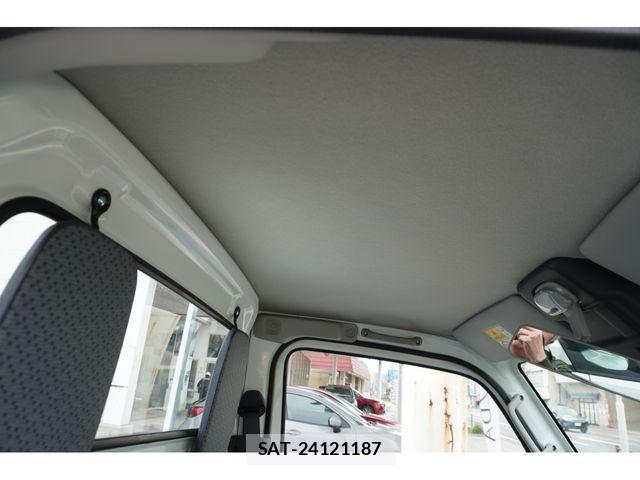 Mazda SCRUM TRUCK 2025-03 1054352-13