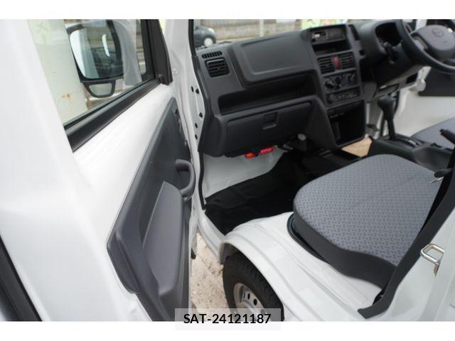 Mazda SCRUM TRUCK 2025-03 1054352-14