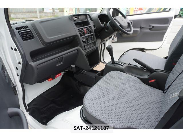 Mazda SCRUM TRUCK 2025-03 1054352-15