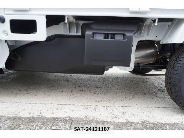 Mazda SCRUM TRUCK 2025-03 1054352-16