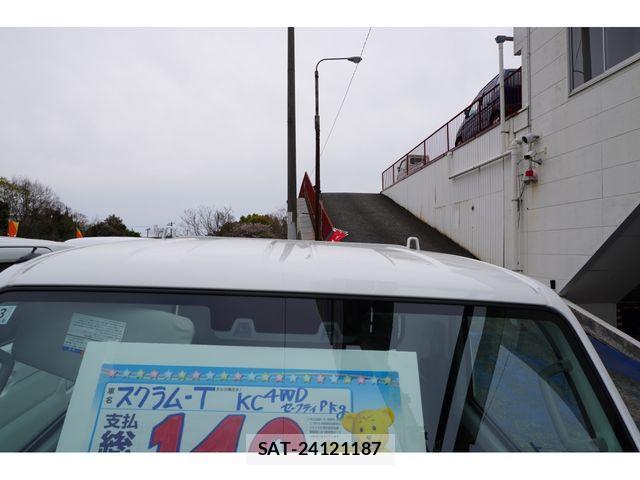 Mazda SCRUM TRUCK 2025-03 1054352-18