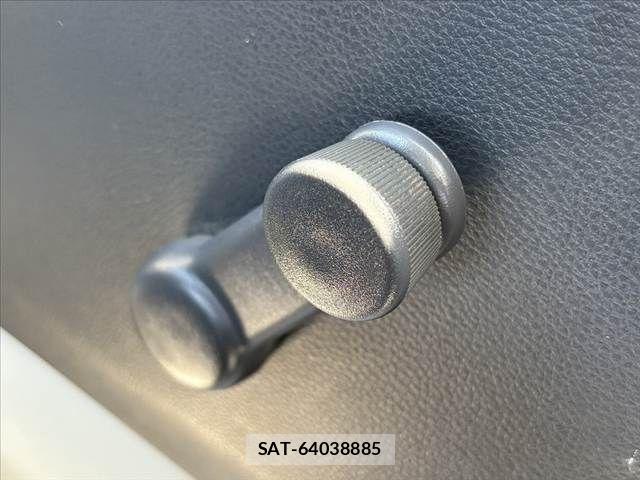 Mazda SCRUM TRUCK 2016-05 6997892-23
