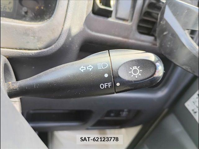 Mazda SCRUM TRUCK 2006-04 7252199-10