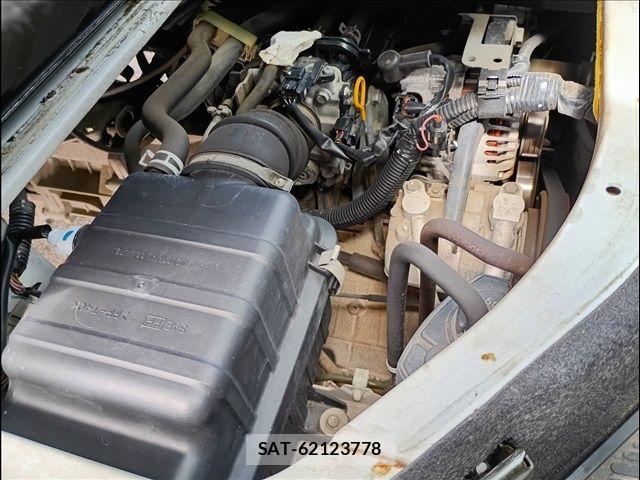 Mazda SCRUM TRUCK 2006-04 7252199-12