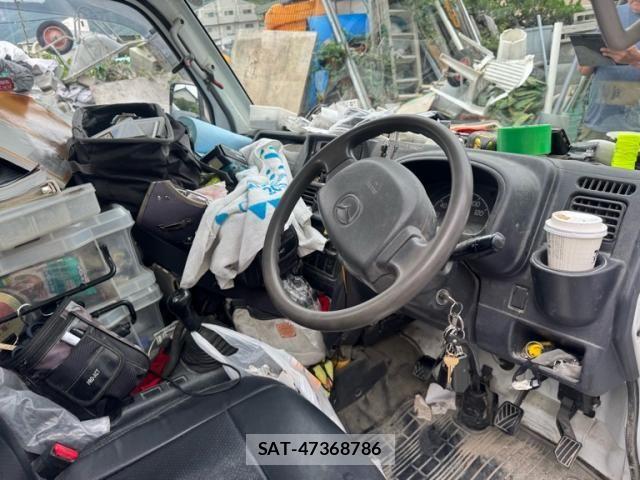 Mazda SCRUM TRUCK 2014-07 7359705-9
