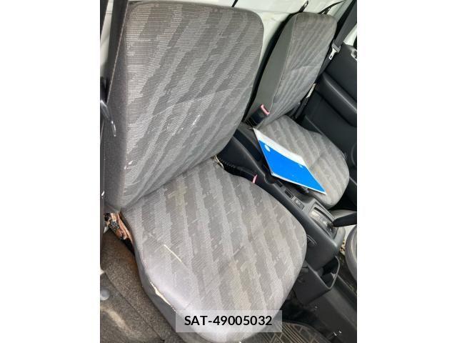 Mazda SCRUM TRUCK 2011-01 7980912-12
