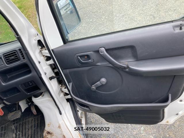 Mazda SCRUM TRUCK 2011-01 7980912-18