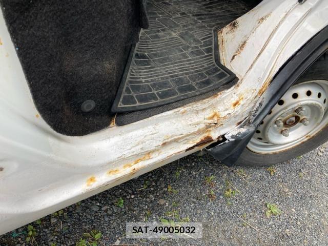 Mazda SCRUM TRUCK 2011-01 7980912-19