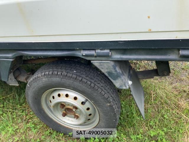 Mazda SCRUM TRUCK 2011-01 7980912-8