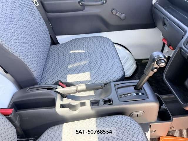Mazda SCRUM TRUCK 2023-09 8075458-24