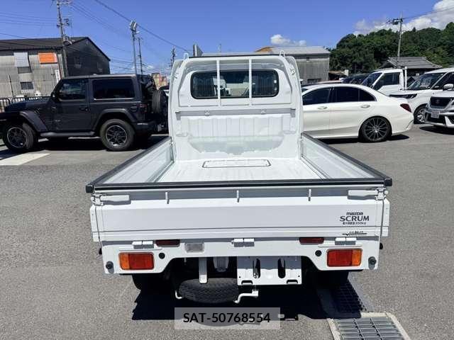 Mazda SCRUM TRUCK 2023-09 8075458-5