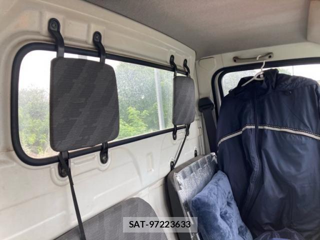 Mazda SCRUM TRUCK 2002-09 8246596-18