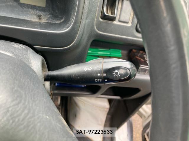 Mazda SCRUM TRUCK 2002-09 8246596-23
