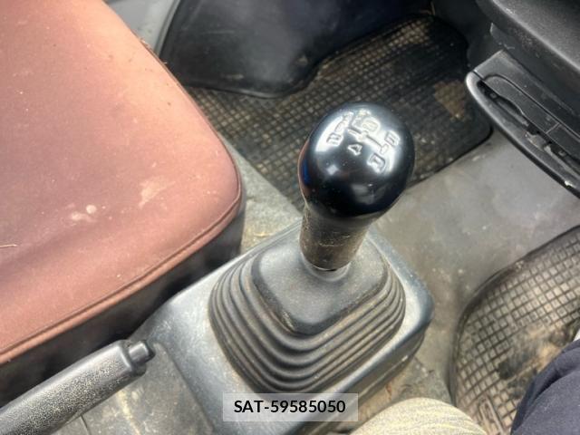 Mazda SCRUM TRUCK 2002-02 8849934-21