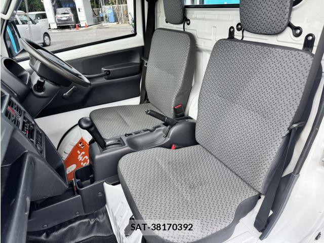 Mazda SCRUM TRUCK 2019-07 8884298-4