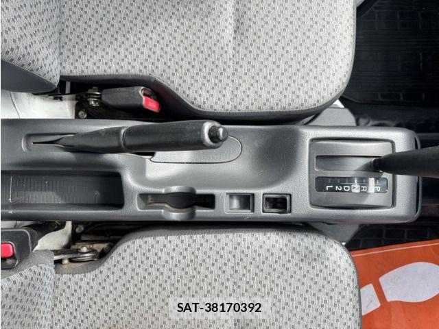 Mazda SCRUM TRUCK 2019-07 8884298-6