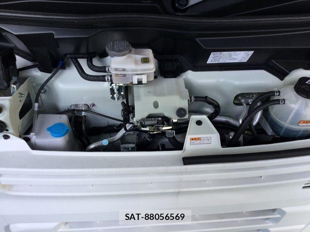 Mazda SCRUM VAN 2025-02 6791465-16